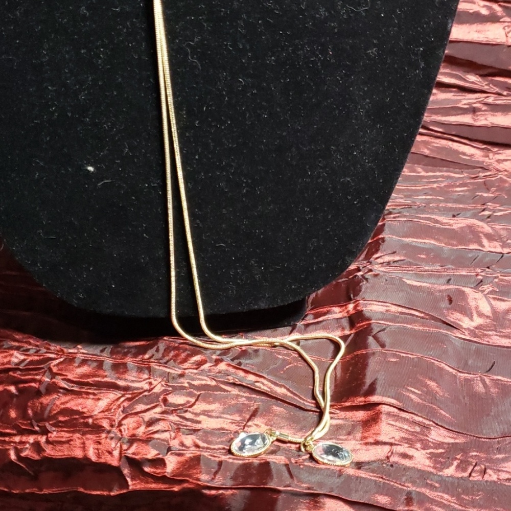 Necklace - Picture 2 of 3